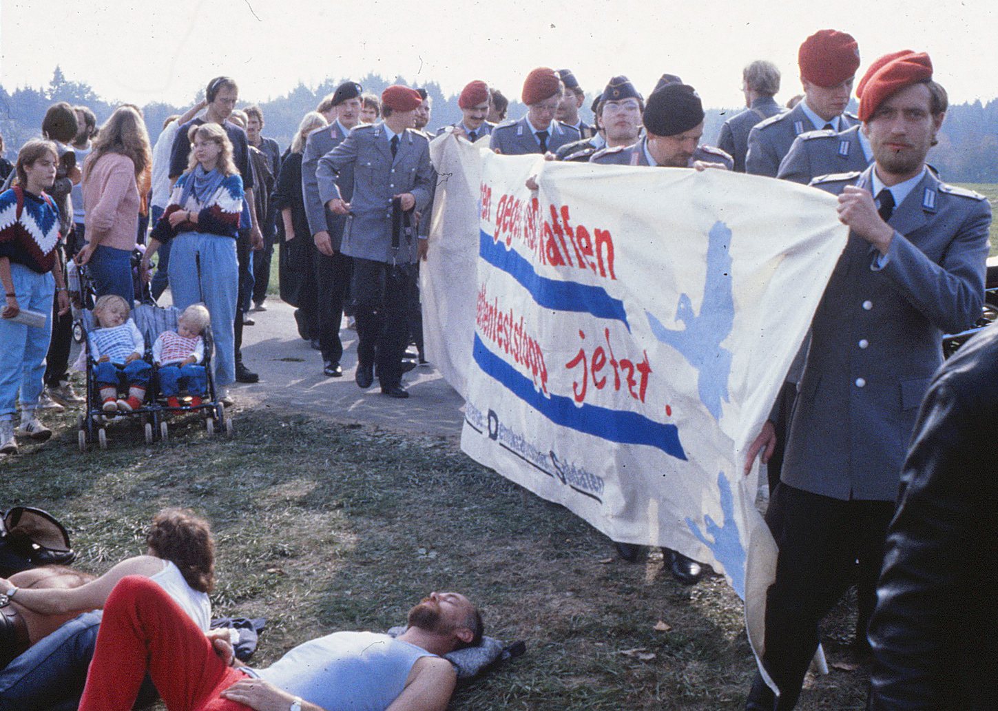 Großdemonstration der Friedensbewegung zwischen Hasselbach und Bell im Oktober 1986